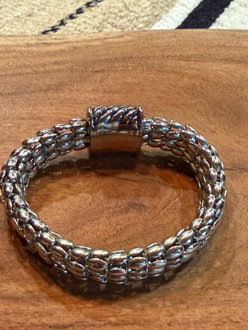 💎 Silver Tone Multi Strand Beaded
Bracelet Woven Cable Style Crystal
Clasp - Picture 6 of 9
